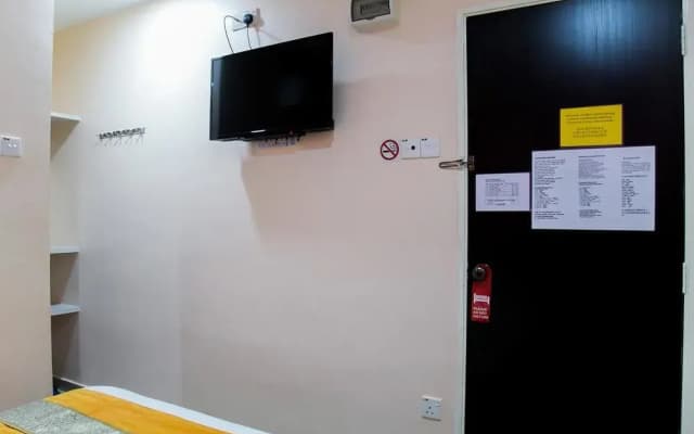 OYO 147 De Uptown Hotel Damansara Utama - photo 2
