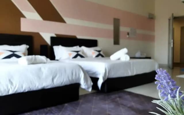 Stay Awhile at Aeropod Sovo Studio - photo 2