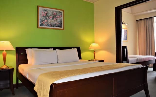 NS Golden Green Serviced Suite @ Times Square - photo 5