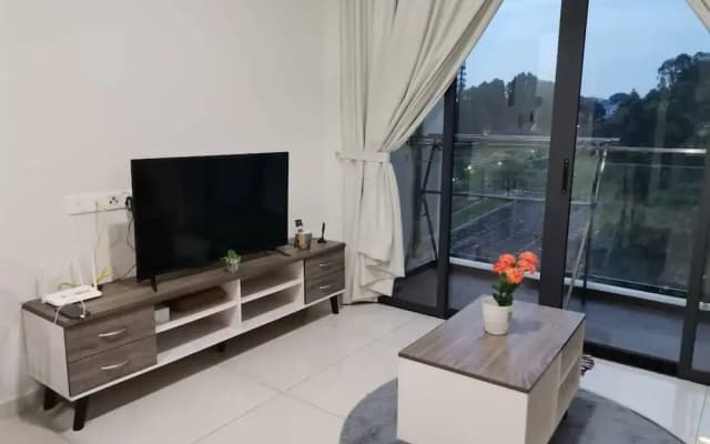 Cityview 2BR Country Garden Danga Bay @ Natol - photo 2