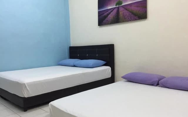 Family Inn - photo 3