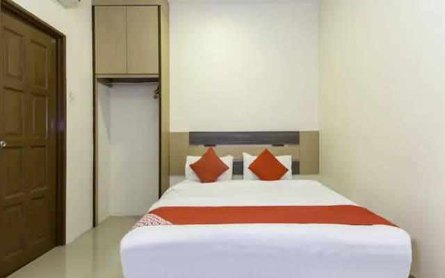 OYO 776 Fame hotel - photo 5