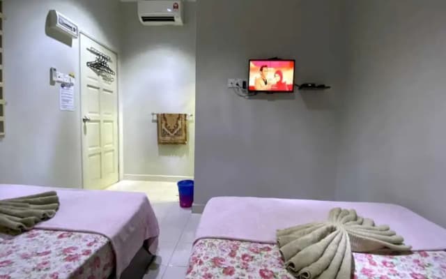 Hotel O D Qamar Motel - photo 4