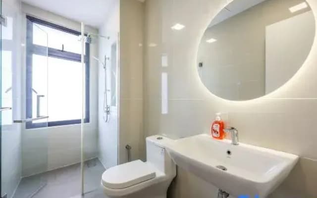 Luxurious TRX Corner Dual Balconies + 2 Bedrooms - photo 4