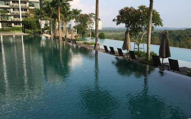 Iskandar Residence Comfort 3BR suite near Legoland - photo 3