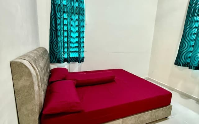 Homestay Selesa KKT Guesthouse - photo 3
