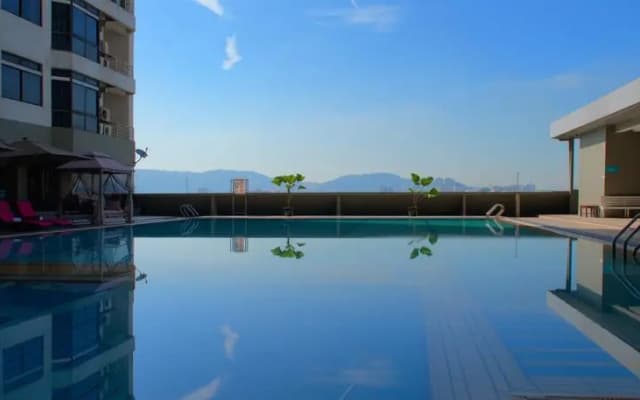 KL Plaza Suites - photo 4