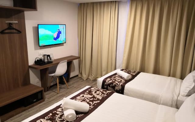 LoLex Hotel - photo 4