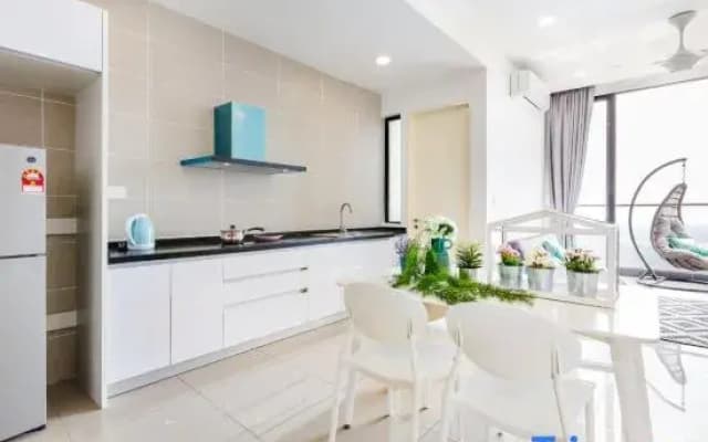 Legoland Fun- Hostahome Suites at D'Pristine Residence - photo 2