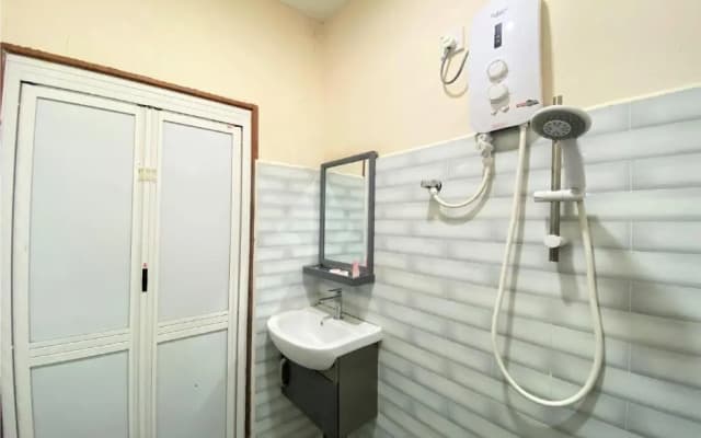 Hotel O Bayu Sintok Motel - photo 4