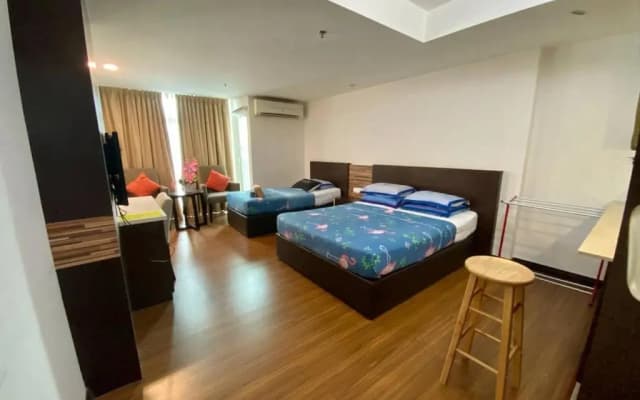 Cyber Studio Apartment - photo 2