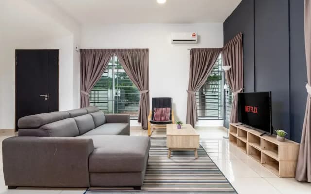 Escadia Villa Desaru by IdealHub - photo 5