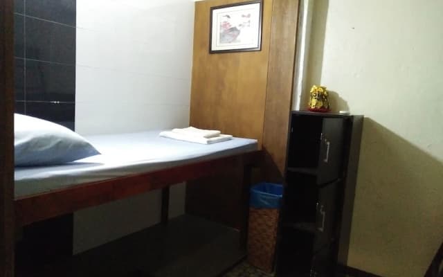 Sojourn Beds & Cafe - Hostel - photo 4