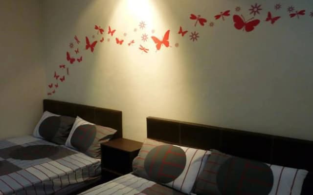 One Motel and Cafe - photo 4
