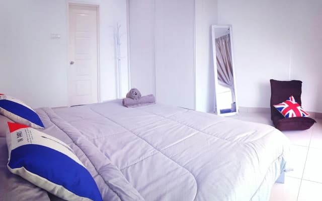 Gurney Cozy Suites Georgetown - photo 3