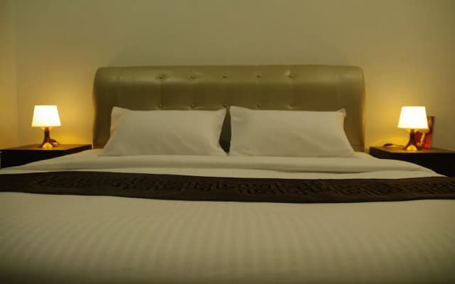 The Afiniti City View Apartment - photo 3