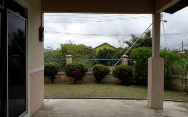 Taman Airport Guesthouse - photo 2
