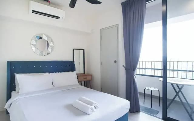 Tamarind Luxury Condo by Smarthome - photo 2