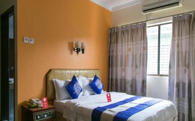 OYO Rooms Klang Gold Course Mall - photo 3