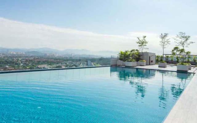 Comfort Zone Premium Guesthouse - photo 2