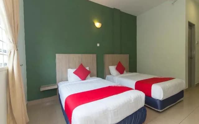OYO 542 S2 Hotel - photo 3