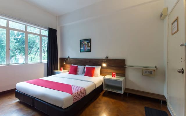 Lodge Paradize Hotel by OYO Rooms - photo 5