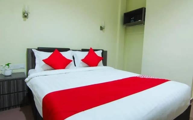 Hotel O T P Hotel - photo 5