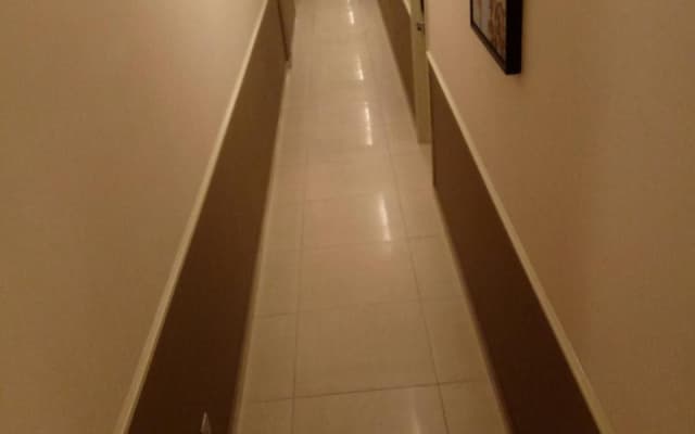 Golden Leaves Hotel - photo 5