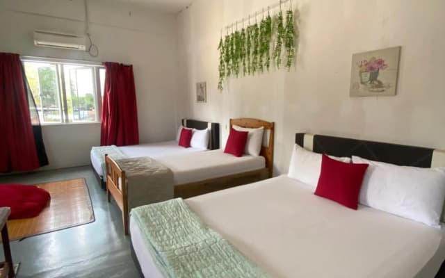 Motel Pantai Cahaya - photo 3