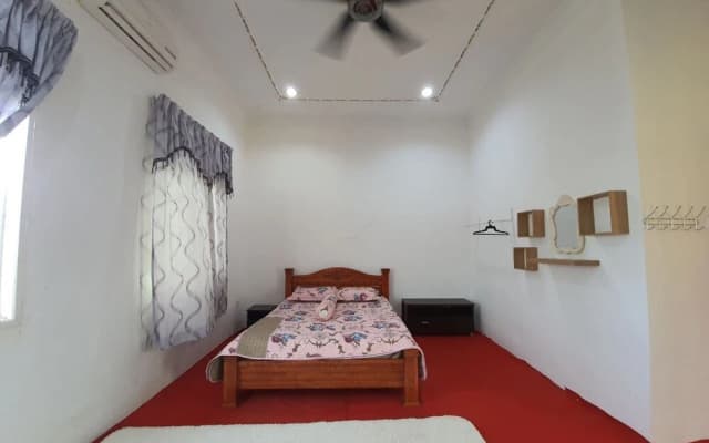 Hotel Z Dirgahayu 313 by Oyo Rooms - photo 4