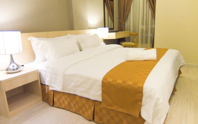 Sky Hotel Kota Kinabalu - photo 3