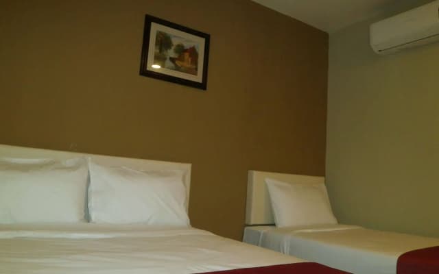 Check Inn - photo 4