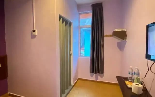 ROYAL HOTEL by MR VJ Business - photo 5