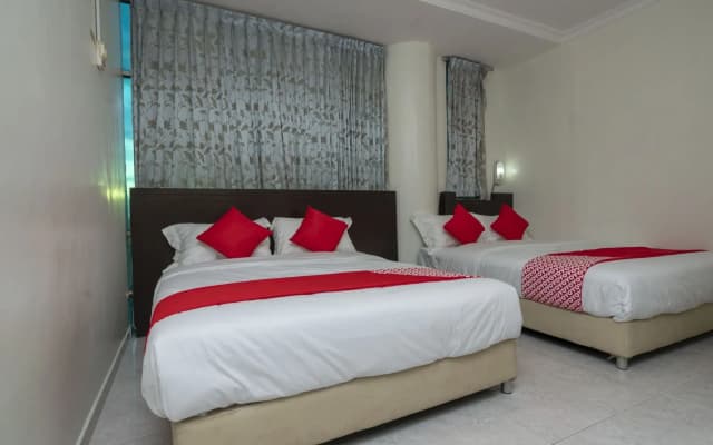 Fully Hotel Desa Tebrau - photo 4
