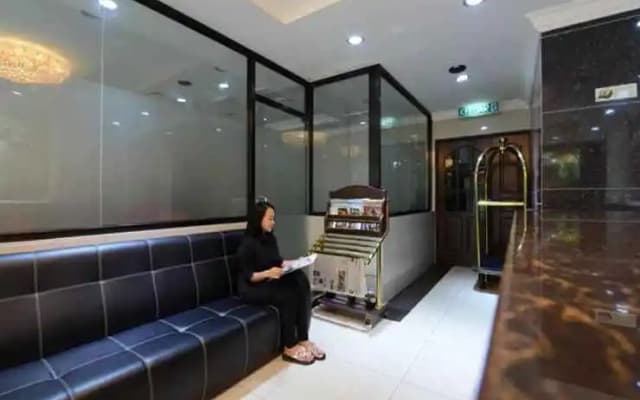 Classic Kinabalu Hotel - photo 2