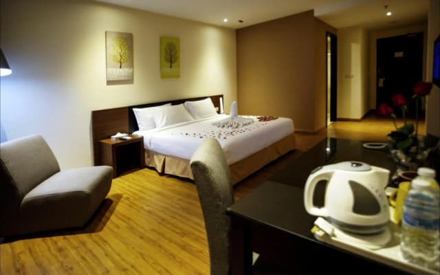 Cathayana Hotel Kuantan - photo 4