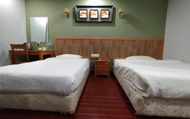 OYO 90248 Kapitan Inn - photo 2