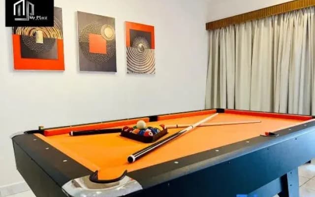 2-Stry 4BR Beside Jonker Street Taman Kota Laksamana 11 by Myplace - photo 2