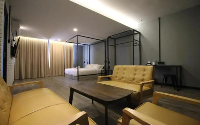 68 Hotel - photo 5