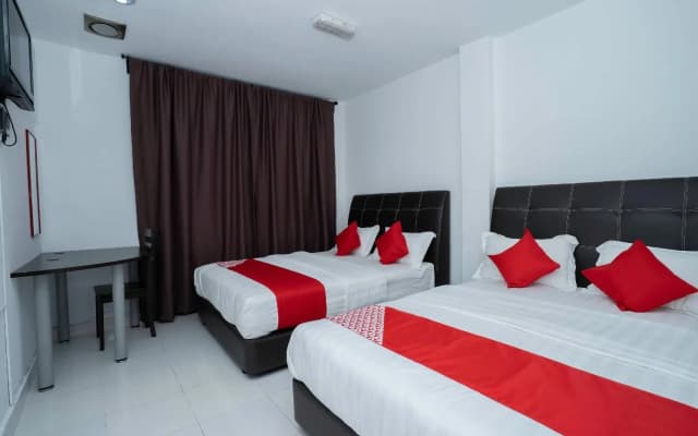 OYO 988 Malawati Ria Hotel - photo 3