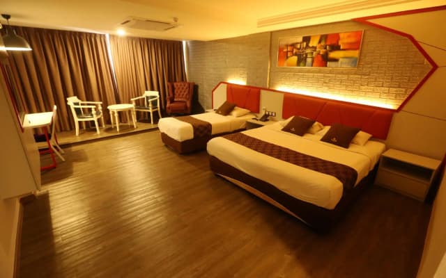 Golden Nasmir Hotel - photo 4
