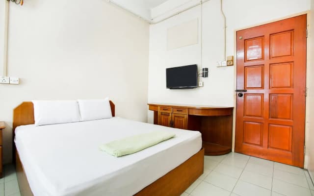 SPOT ON 89626 Hotel Dinar - photo 3