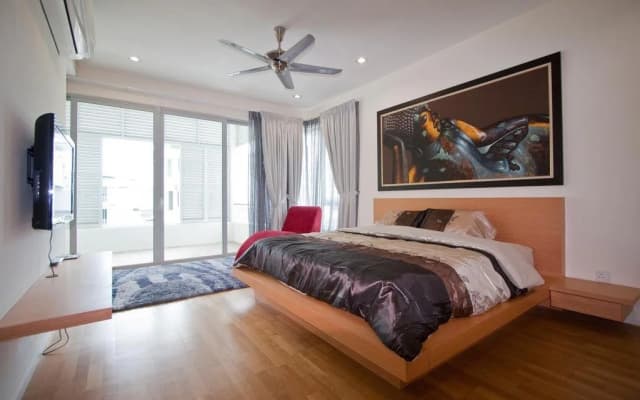 Tropika Ferringhi Villa - photo 4