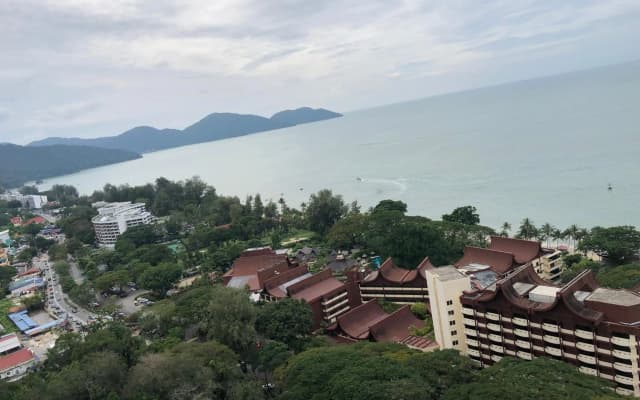 Beach Resort 19 Home Stay Batu Ferringhi - photo 2