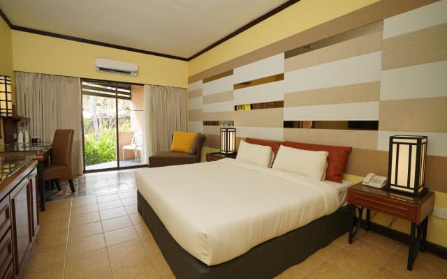 Holiday Villa Beach Resort & Spa Cherating - photo 2