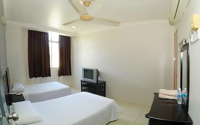 Poly Star Hotel - photo 3