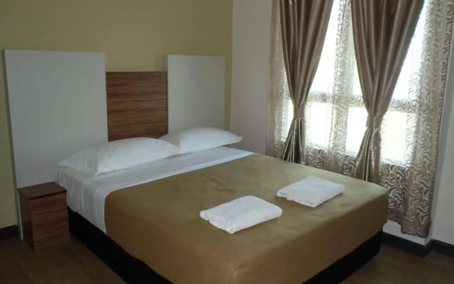 The Room @ Anjung Vista Condominium - photo 4