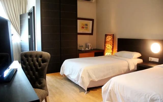 Tanjung Villa Muar - photo 3