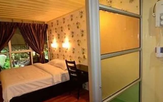 Container Gardenstay @ Bangkok Village - photo 2
