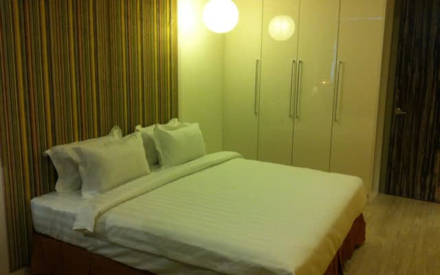 Borneo Vista Suites Hotel - photo 4